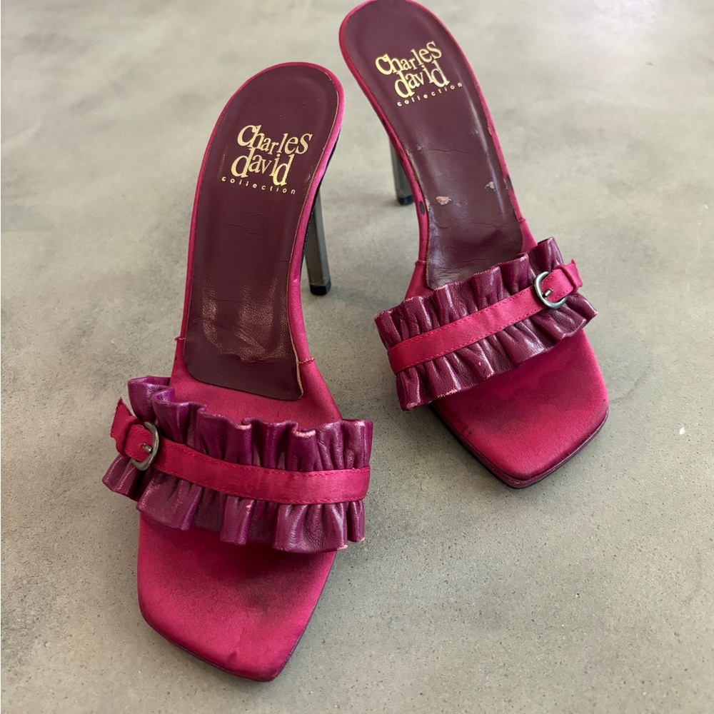 Charles David Fuchsia Pink Heels Size 6 Barbiecore Leather with Satin Trim